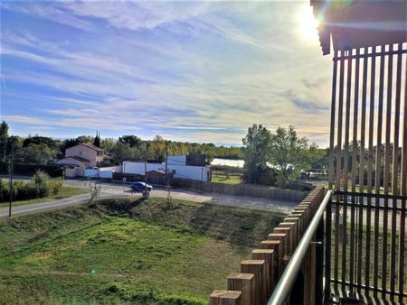 Location Appartement 2 pièces 44m² VILLENEUVE TOLOSANE 31270 - Photo 2