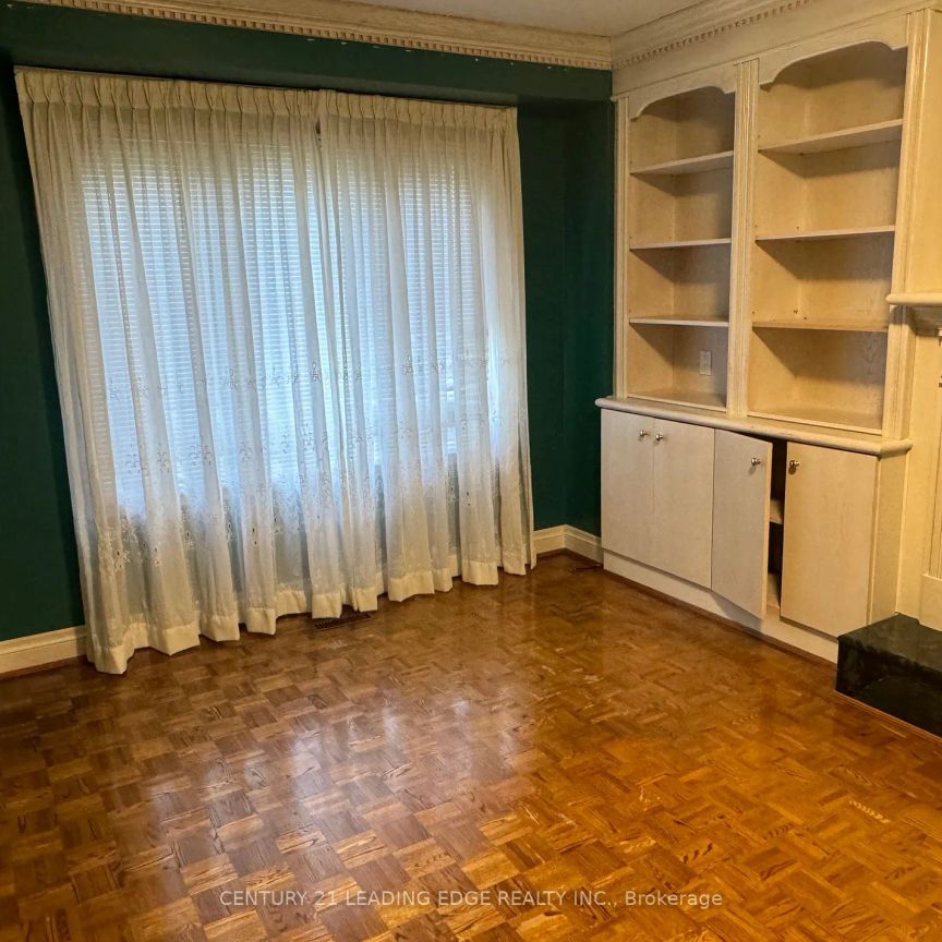 Condo Townhouse For Lease | E9116313 - Photo 1