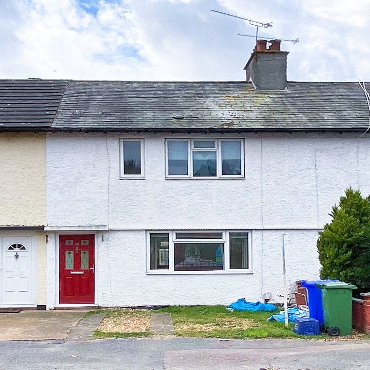 Busk Crescent, Farnborough, GU14 - Photo 1