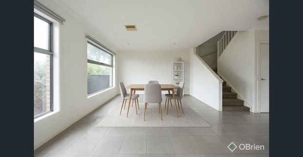 Conveniently Located 3 Bedrom Townhouse - Photo 1