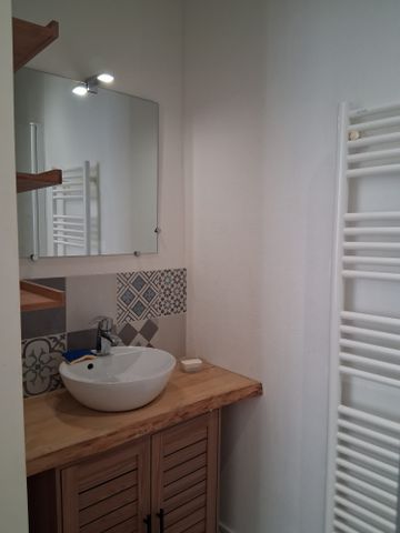 Location Appartement 2 pièces 52m² LIBOURNE 33500 - Photo 4