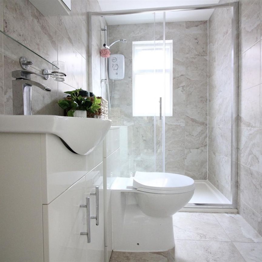 Conway Road, Whitton, Hounslow - Photo 2