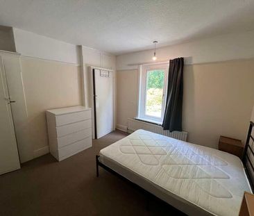 Sirdar Road, SO17 - Photo 6