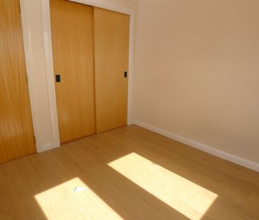 Property to let in Dundee - Photo 5