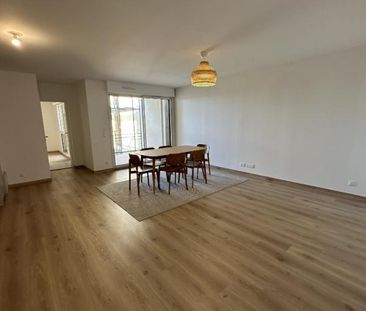Location Appartement 3 pièces Meublé 73m² MERIGNAC 33700 - Photo 2