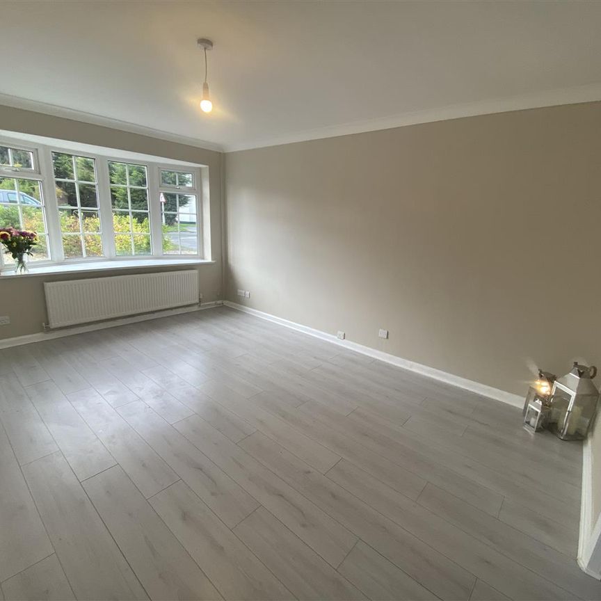 Bridge Lane, Pollington, Goole - Photo 1