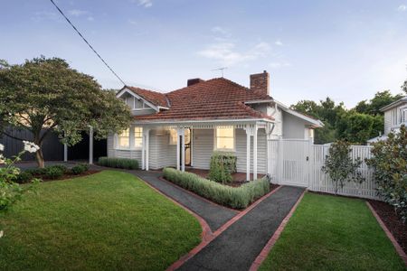 32 Croydon Road, Surrey Hills - Photo 2