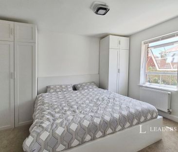 4 bedroom house to rent Dennis Way, Eastbourne, East Sussex, BN22 - Photo 6