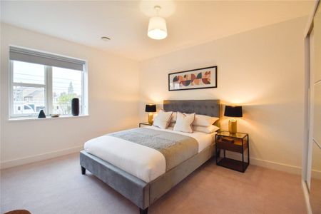 A beautiful 2 bedroom apartment for rent in Cambridge at this stylish development situated within a mile of the City Centre. Phone entry system. Undercroft parking. Furnished. - Photo 5