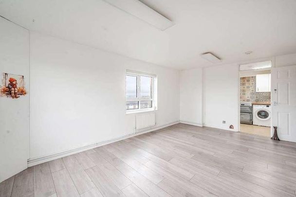 Churchill Court, Northolt, UB5 - Photo 1