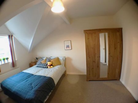 2 bedroom flat to rent - Photo 3