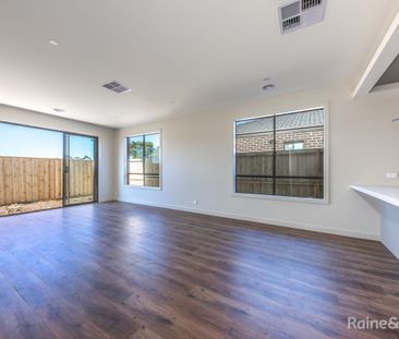 Family Home - Photo 1