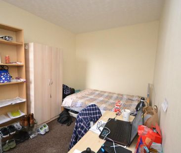 4 bedroom house share to rent - Photo 2