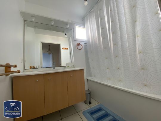 Location Appartement 3 pièces 66m² LA RICHE 37520 - Photo 1