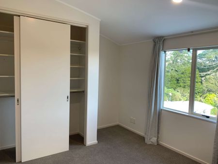 Charming Two-Bedroom Apartment in Highbury - Photo 5