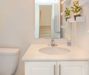 For Lease - 470 Beresford Path Unit# 10, Oshawa, Ontario - Photo 6