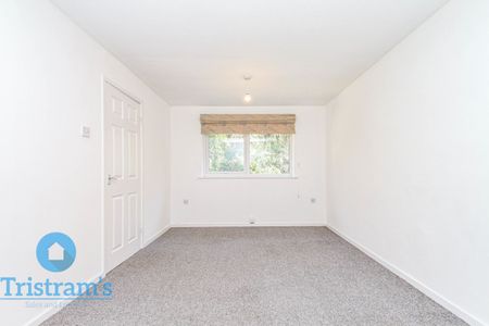 1 bed Flat for Rent - Photo 2