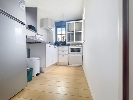 Location Appartement 2 pièces 44m² LA ROCHELLE 17000 - Photo 4