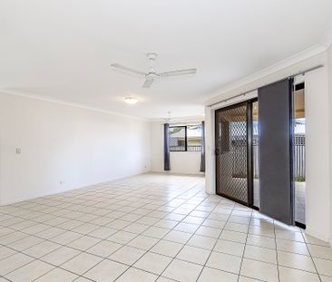 36 Woodwark Drive, Bushland Beach QLD 4818 - House For Rent | Domain - Photo 5
