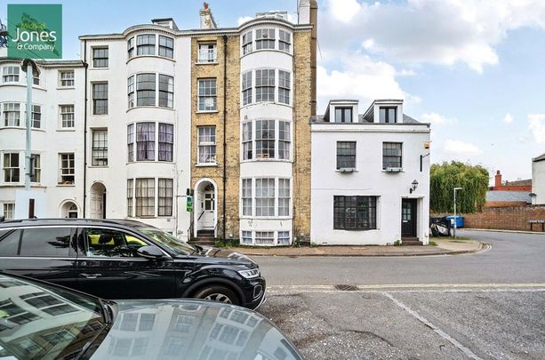 1 bedroom flat to rent - Photo 1