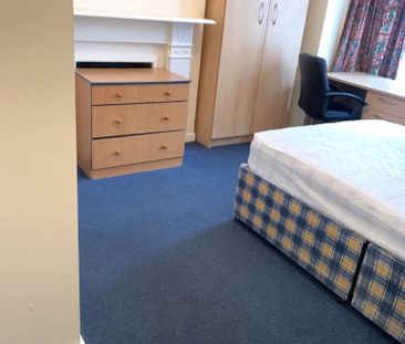 5 bedroom semi-detached house to rent - Photo 6