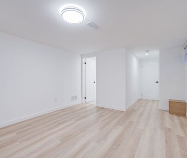 For Lease - 2417 Mississauga Road Unit# Basement, Mississauga, Ontario - Photo 6