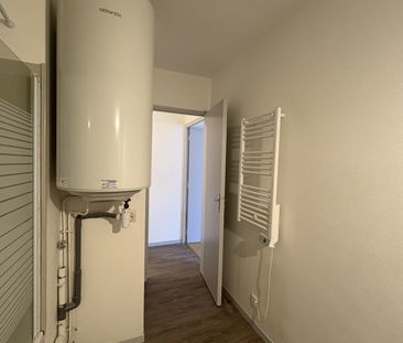 Location Appartement 2 pièces 41m² CASTELNAUDARY 11400 - Photo 6