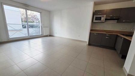 Location Appartement 2 Pièces 43 m² - Photo 4