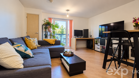 Todd Close, Borehamwood, WD6 - Photo 3