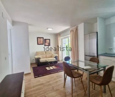 Alquiler de piso en Calle Tirso de Molina - Photo 1