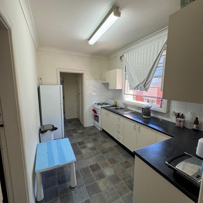 Stanmore - Photo 1