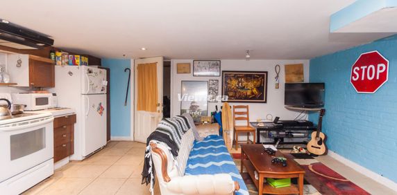 3 Bedroom Detached Home @ College & Ossington - Photo 2