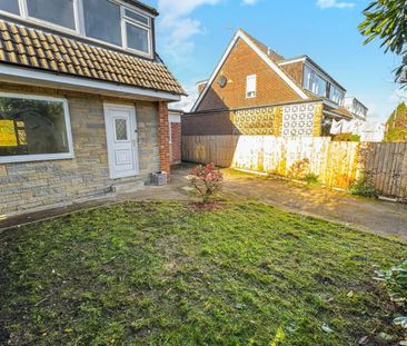 3 bedroom House To Let - Photo 2