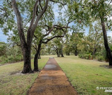 Balga Living Made Easy – Comfort, Convenience, Community - Photo 4