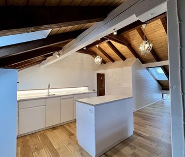 2.5 Zimmer, 95 m², 2. Stock - Photo 2