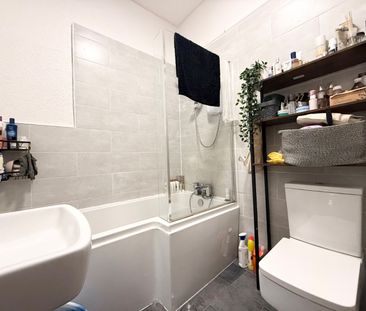 2 bedroom apartment to rent - Photo 6