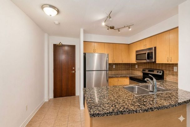 For Lease - 5 Michael Power Place Unit# 905, Toronto, Ontario - Photo 1