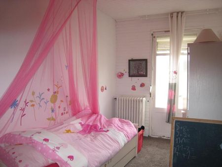 A LOUER ANGERS DOUTRE MAISON 5 PIECES - A louer à ... - Photo 4