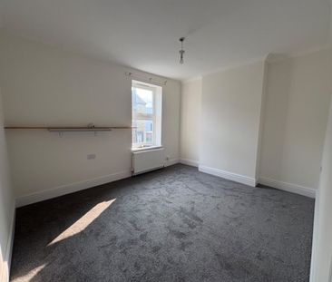 3 bed Terraced - To Let - Photo 1