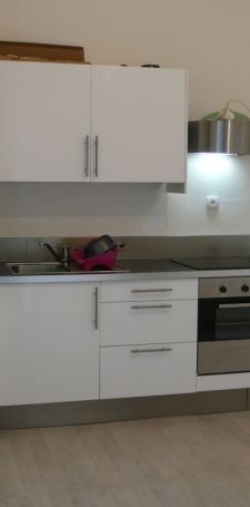 Location Appartement P2 Nimes - Photo 1