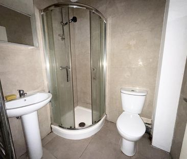 1 Bedroom Flat To Let - Photo 2