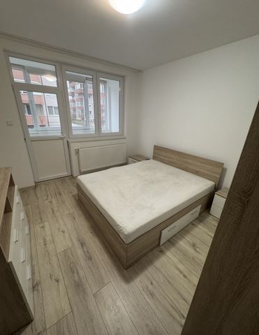 Apartament cu 2 camere, bloc nou, Centru - Fotografie 4