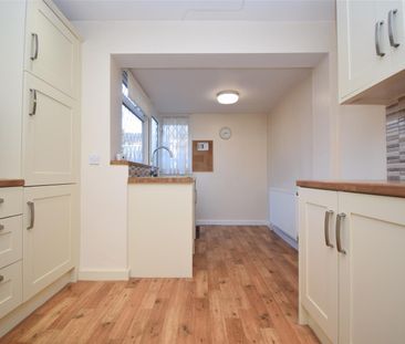 Wrenthorpe Road, Wrenthorpe, Wakefield - Photo 2