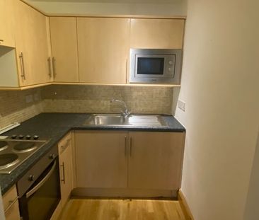 Studio Flat, Berkeley Road, BS7 - Photo 2