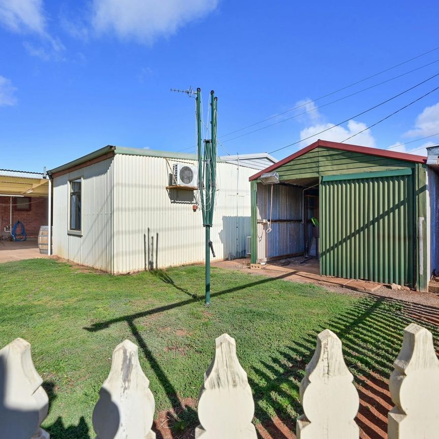 32 Heward Street - Photo 1