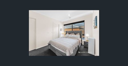 Modern & Stylish Living in a Quiet & Convenient Location - Photo 4