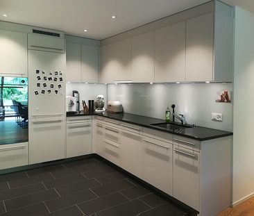 Moderne 4.5-Zimmer-Wohnung mit idyllischem Sitzplatz zu vermieten - Foto 1