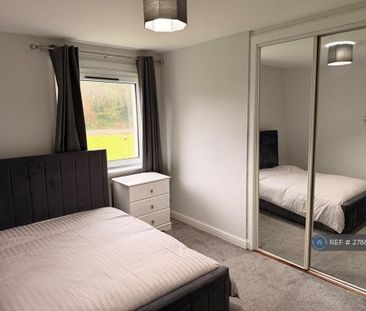 3 bedroom flat to rent - Photo 6