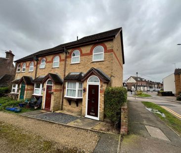 2 bed Terraced for rent - Photo 1