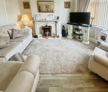 3 bedroom semi-detached house to rent - Photo 6